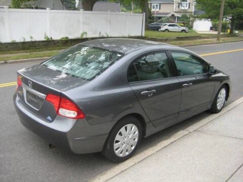 Used 2010 Honda Civic LX image 5