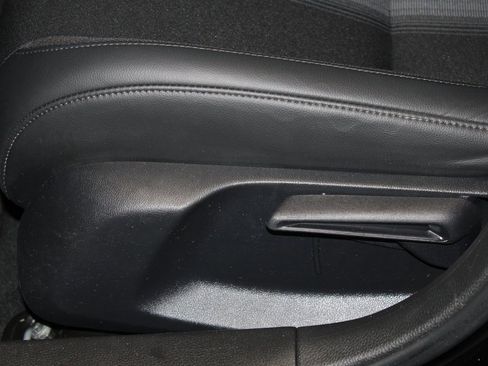 Used 2023 Honda Civic Sport image 14