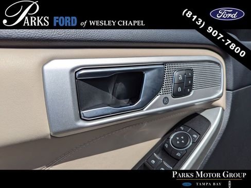 Used 2022 Ford Explorer Limited w/ Equipment Group 301A image 17