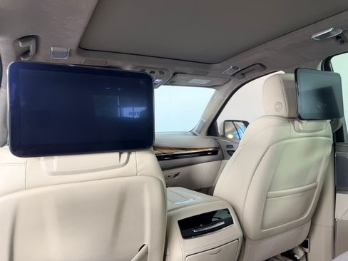 Used 2024 Cadillac Escalade Sport Platinum AWD/4WD image 23