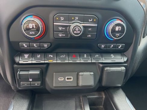 Used 2020 Chevrolet Silverado 3500 High Country w/ Z71 Off-Road Package image 23