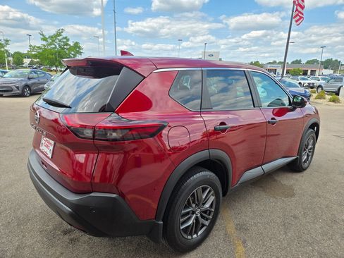 Used 2021 Nissan Rogue S FWD image 4