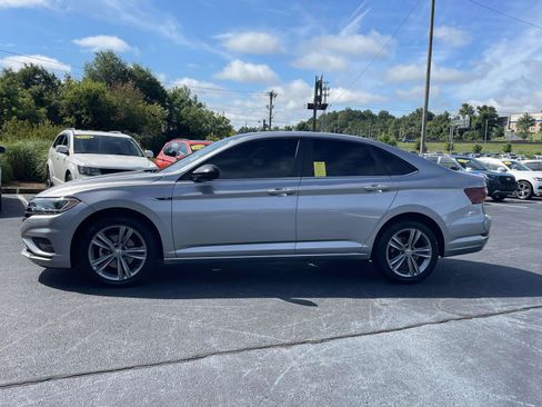 Used 2019 Volkswagen Jetta R-Line FWD image 4
