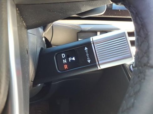 Used 2025 Hyundai Santa Fe SE image 23