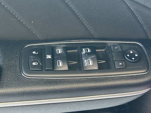 Used 2019 Dodge Charger GT RWD image 12