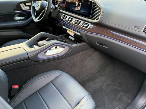 New 2026 Mercedes-Benz GLS 450 4MATIC image 16