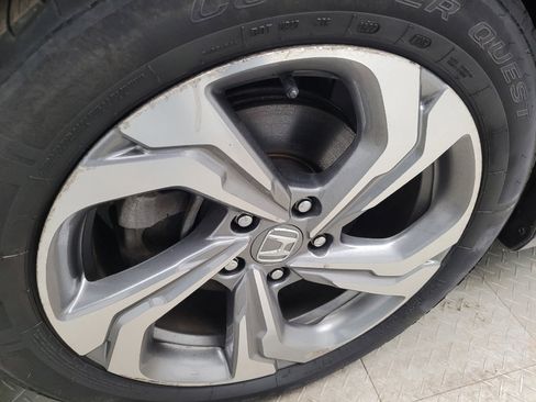 Used 2018 Honda Accord EX image 31