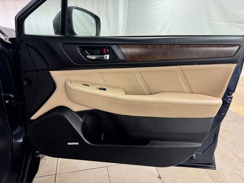 Used 2018 Subaru Outback 2.5i Limited image 17