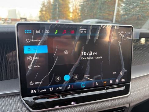 New 2026 Volkswagen Tiguan S image 22