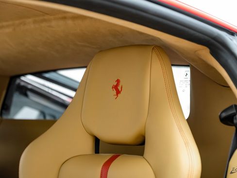 Used 2017 Ferrari 488 GTB RWD image 46