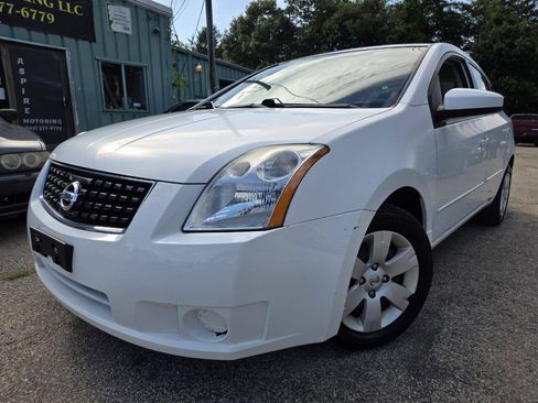 Used 2009 Nissan Sentra 2.0 FWD image 2