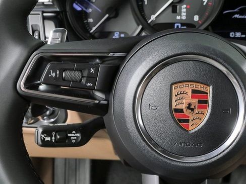 New 2026 Porsche Macan AWD image 11