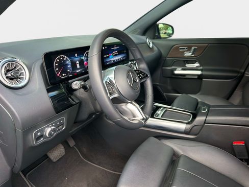 Used 2025 Mercedes-Benz GLA 250 image 18