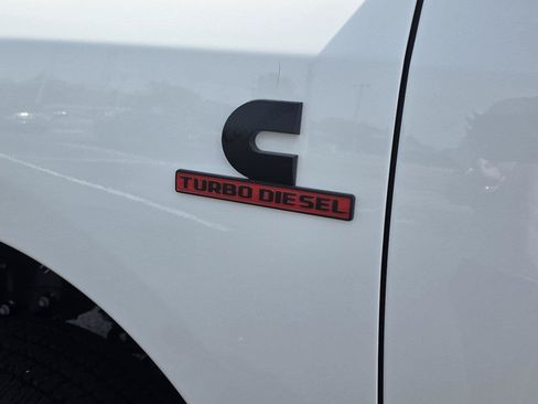 New 2026 RAM 2500 Tradesman AWD/4WD image 32