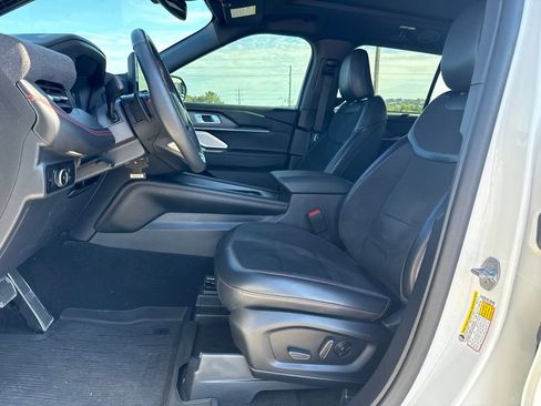 Used 2025 Ford Explorer ST w/ Sun And Sound Package RWD image 6