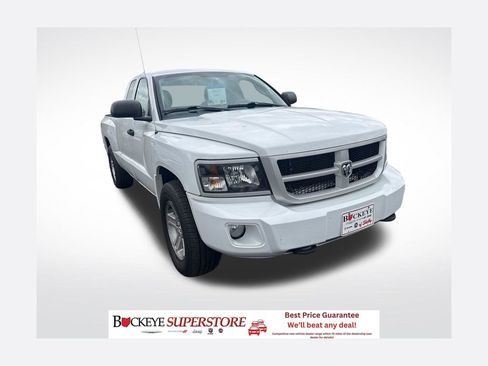 Used 2011 Dodge Dakota Big Horn w/ Skid Plate Group AWD/4WD image 1