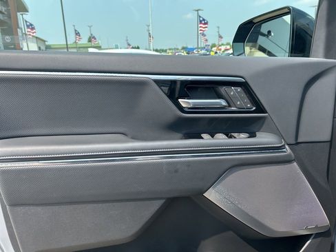 New 2025 GMC Sierra EV Denali AWD/4WD image 15