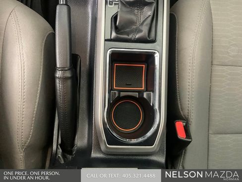Used 2017 Toyota Tacoma SR5 w/ Tow Package RWD image 41