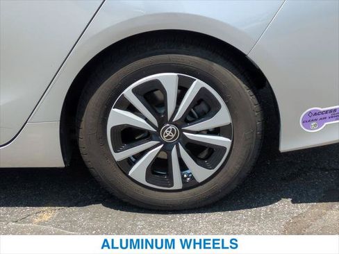 Used 2019 Toyota Prius Prime Premium w/ Carpet Mat Package FWD image 11