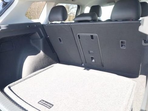 New 2026 Volkswagen Taos SE image 21