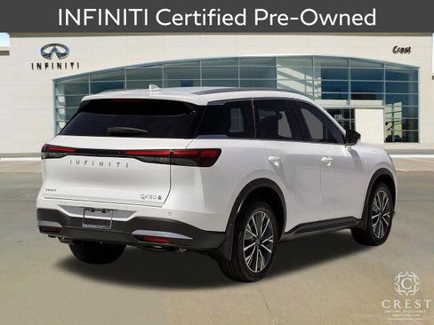 Certified 2027 INFINITI QX60 Luxe w/ Cargo Package AWD/4WD image 3