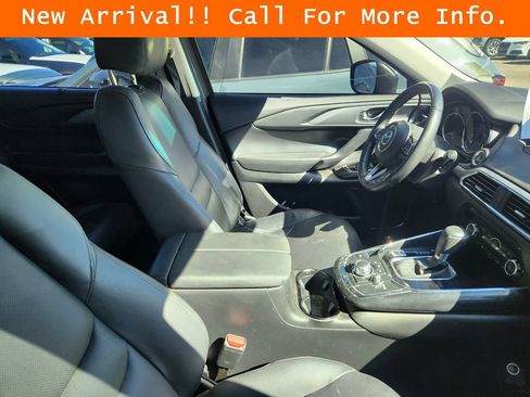 Used 2018 MAZDA CX-9 Touring w/ Touring Premium Package AWD/4WD image 9