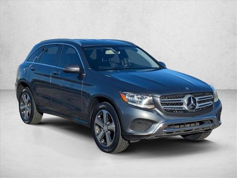 Used 2016 Mercedes-Benz GLC 300 image 3