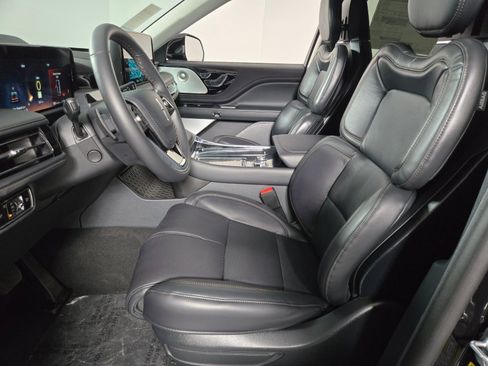 New 2026 Lincoln Aviator Reserve AWD/4WD image 13