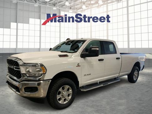 Used 2024 RAM 3500 Big Horn image 1