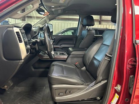 Used 2019 GMC Sierra 2500 SLT w/ Duramax Plus Package AWD/4WD image 14