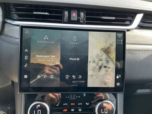 Used 2022 Jaguar F-PACE S image 13