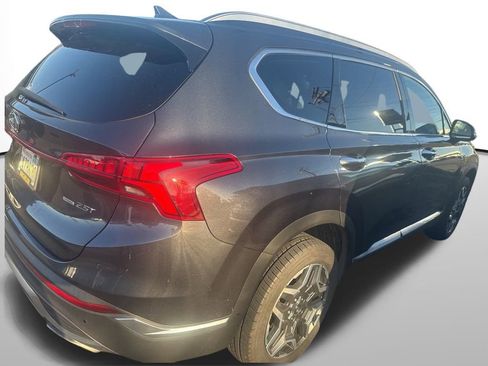 Used 2022 Hyundai Santa Fe Limited image 3