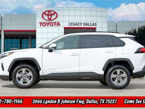 Used 2024 Toyota RAV4 XLE image 5