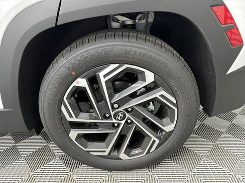 New 2025 Hyundai Tucson Limited image 23