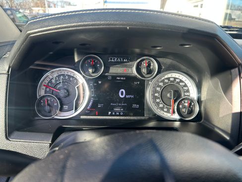 Used 2016 RAM 2500 Laramie w/ Convenience Group image 21