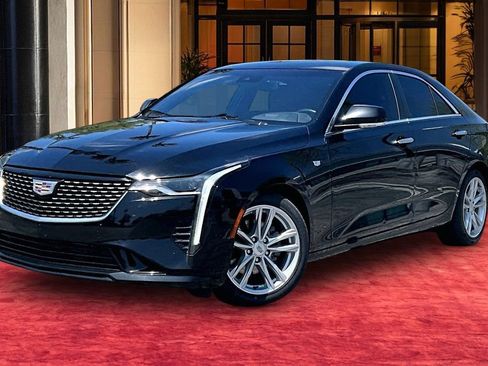 Used 2023 Cadillac CT4 Luxury RWD image 1