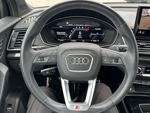 Used 2023 Audi SQ5 Premium Plus w/ Premium Plus Package image 19