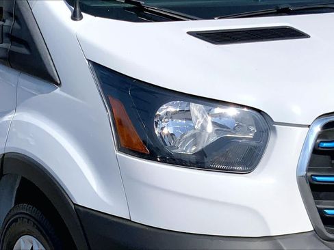 Certified 2023 Ford E-Transit Low Roof RWD image 22