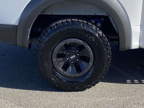 Used 2018 Ford F150 Raptor w/ Equipment Group 802A Luxury image 8