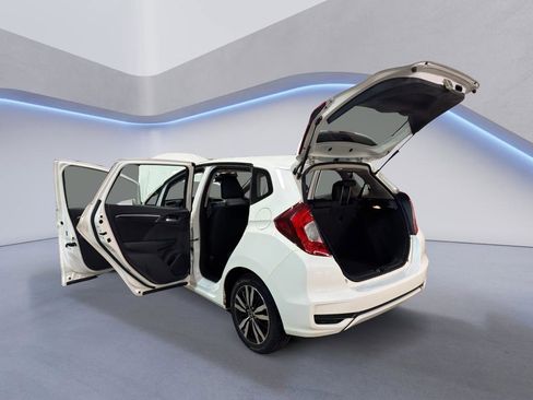 Used 2018 Honda Fit EX image 11