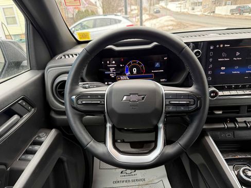 Used 2025 Chevrolet Colorado Trail Boss image 43