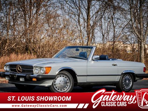 Used 1988 Mercedes-Benz 560 SL image 1