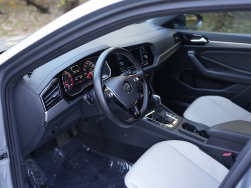 Used 2020 Volkswagen Jetta R-Line image 13