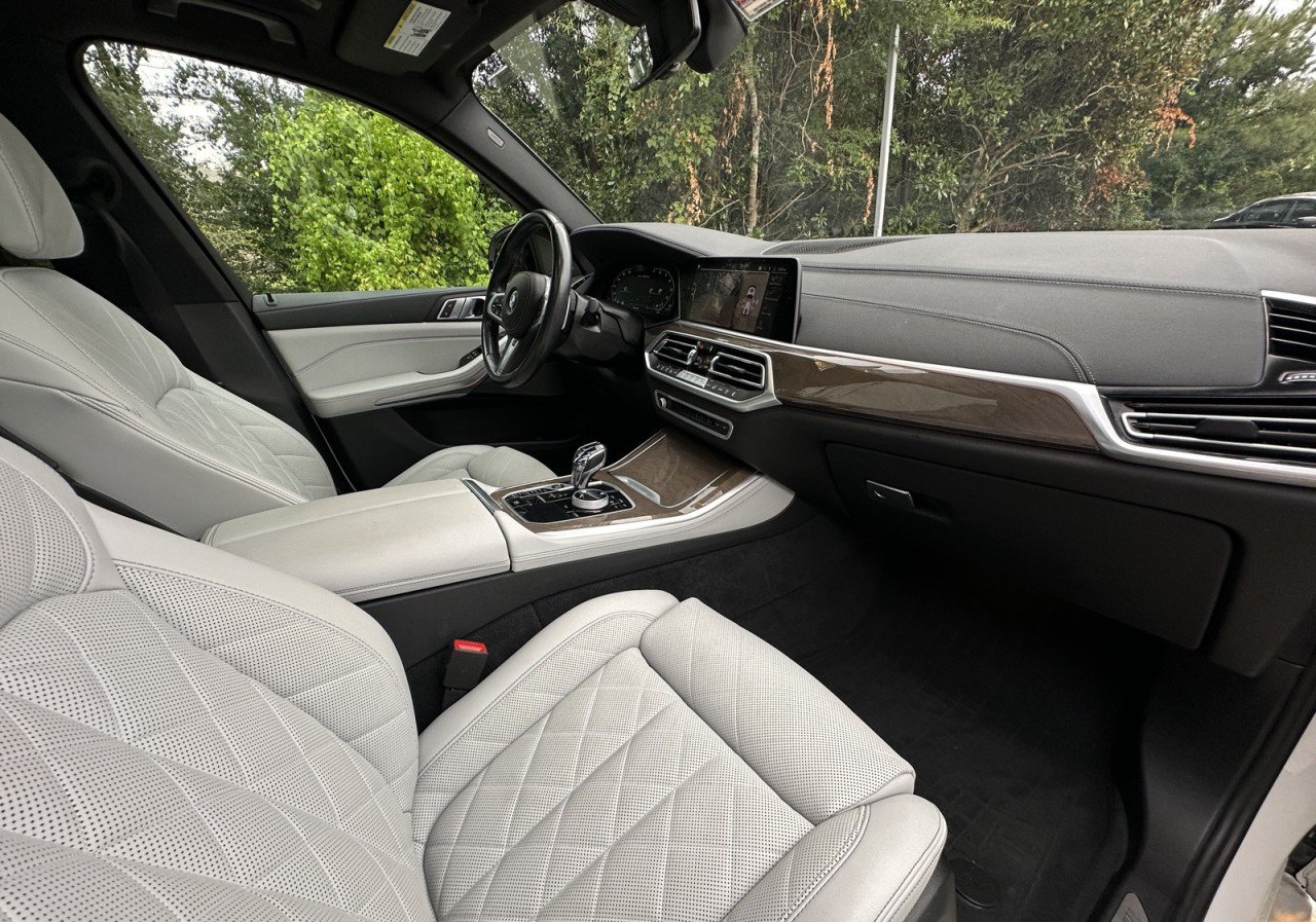 Used 2023 BMW X5 M50i AWD/4WD image 30