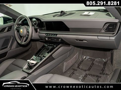 Used 2021 Porsche 911 Carrera 4S image 38