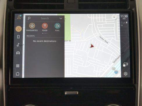 Certified 2025 Land Rover Discovery S image 22