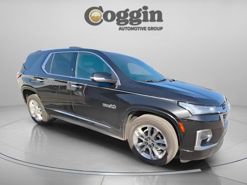 Used 2023 Chevrolet Traverse High Country w/ LPO, 'HIT The Road' Package image 14