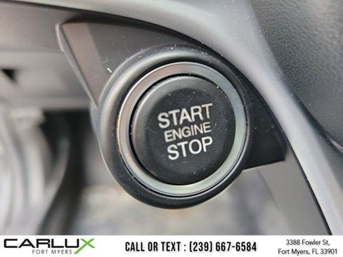 Used 2018 Alfa Romeo Giulia RWD image 24