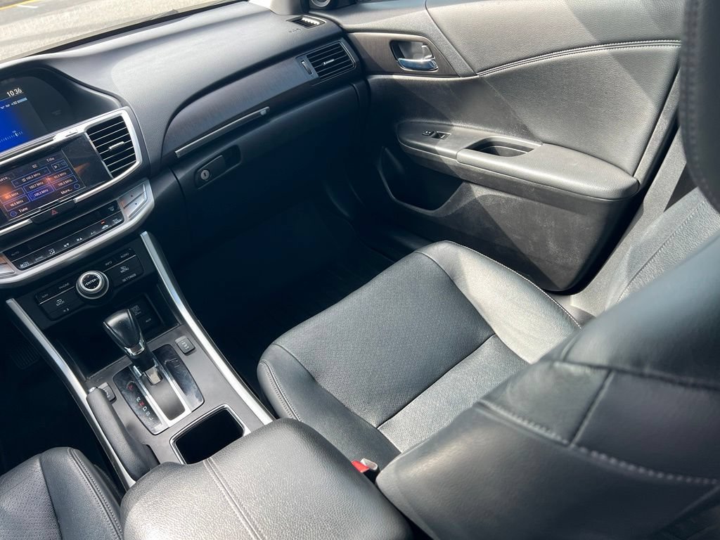 Used 2015 Honda Accord EX-L image 15