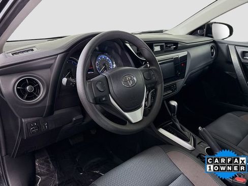 Used 2019 Toyota Corolla LE image 9